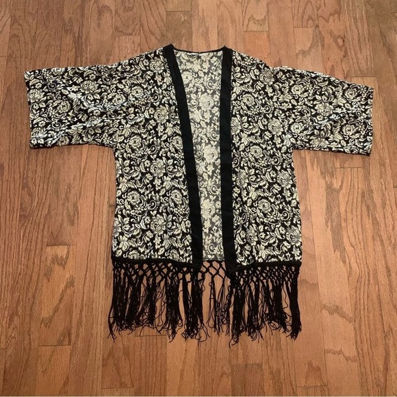 Unbranded Sweaters - Womens Black Beige Floral Damask Fringe Kimono Cardigan Open Front Rayon S J1906